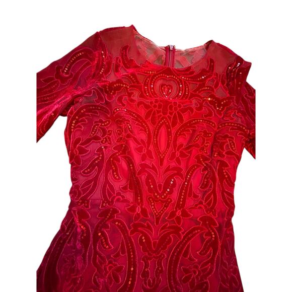Marchesa Notte Red Velvet Sequin Evening Gown - Size 6 - Picture 16 of 16